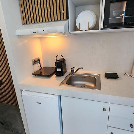 Euphoria Suites & Deluxe Studios Fira  Exteriör bild