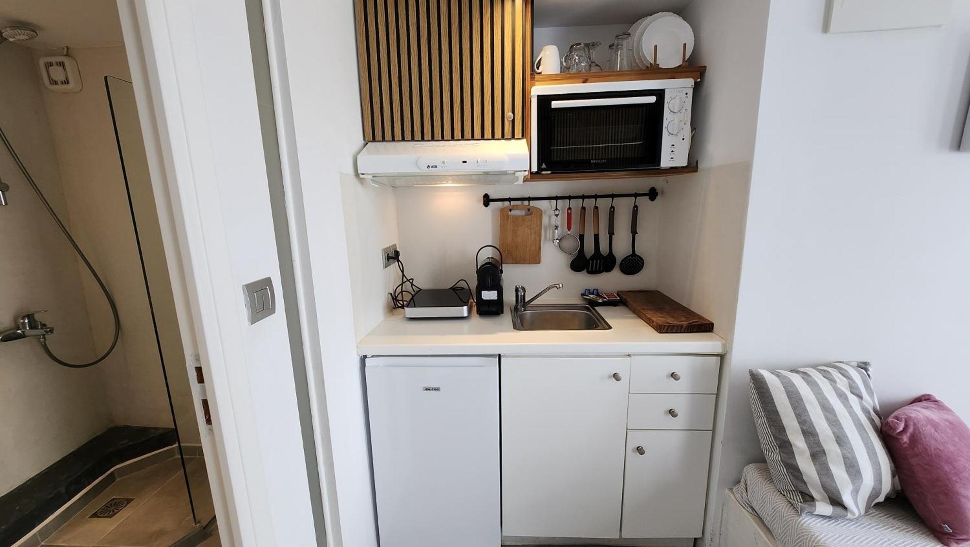 Euphoria Suites & Deluxe Studios Fira  Exteriör bild