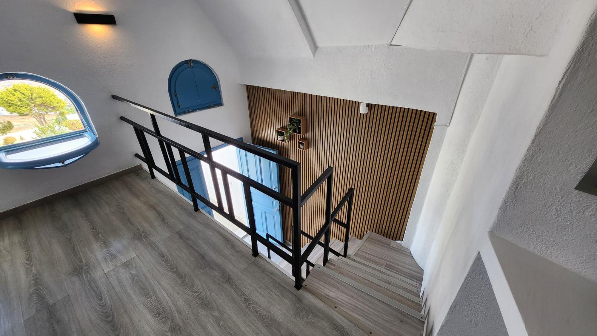 Euphoria Suites & Deluxe Studios Fira  Exteriör bild