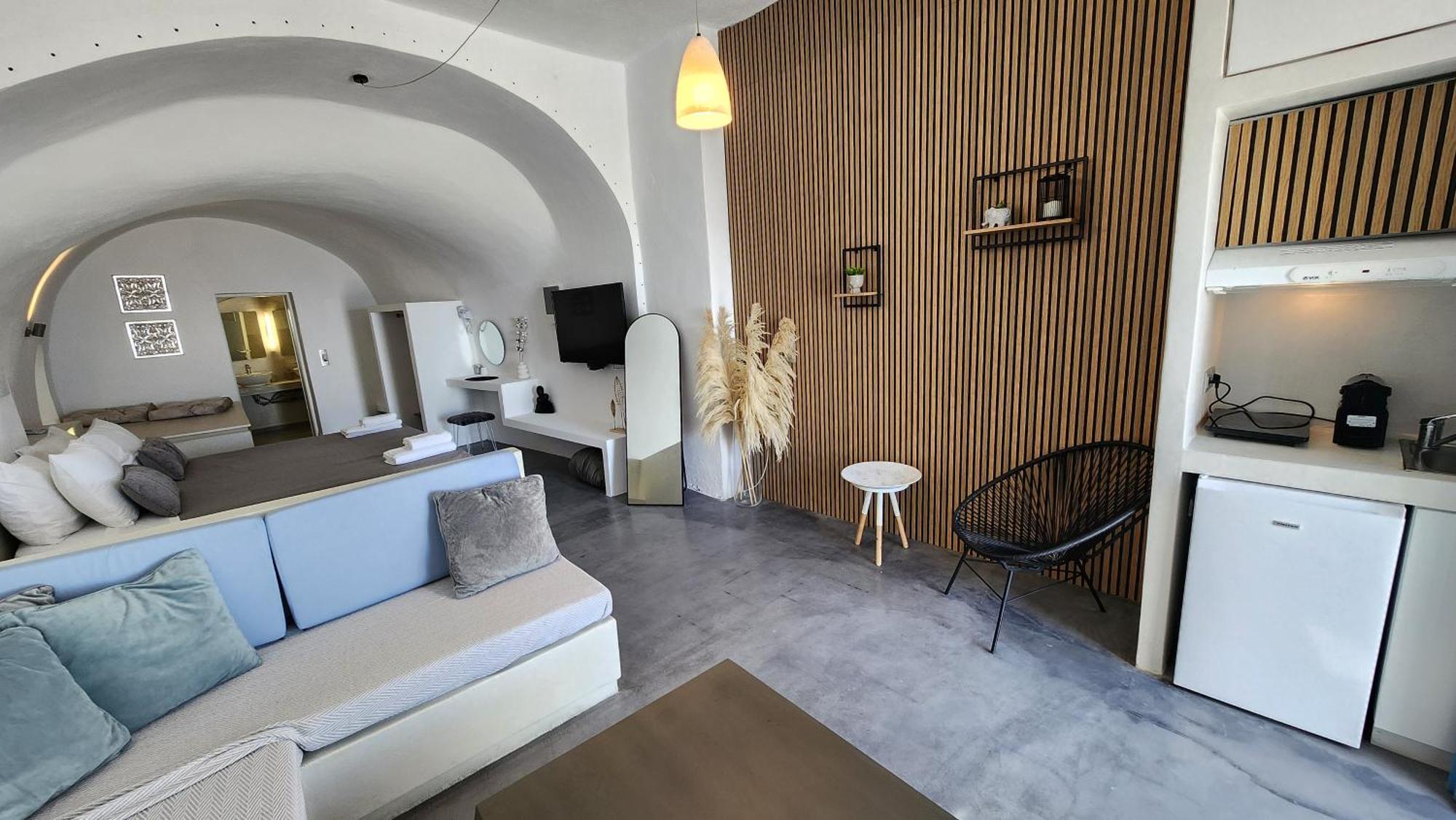 Euphoria Suites & Deluxe Studios Fira  Exteriör bild