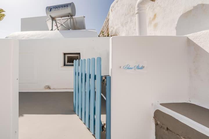 Euphoria Suites & Deluxe Studios Fira  Exteriör bild