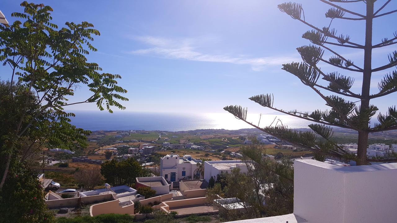 Euphoria Suites & Deluxe Studios Fira  Exteriör bild